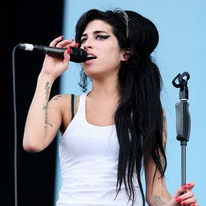 Ehe mit Amy Winehouse: Blake wehrt sich gegen Drogen-Vorwurf