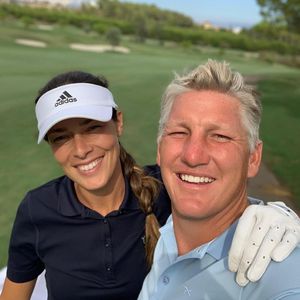 Süß: Bastian Schweinsteiger und seine Ana sind Golf-Buddies!