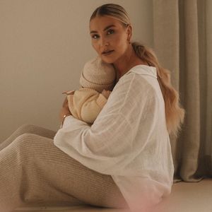 Darum behält Ana Johnson viele Themen rund ums Baby für sich