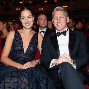 Süße Valentins-Grüße: Basti Schweinsteiger schwärmt von Ana