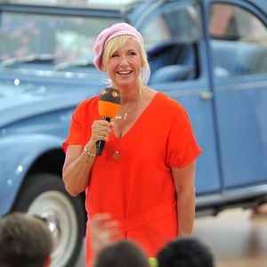 Andrea Kiewel moderiert den "ZDF-Fernsehgarten" auch krank