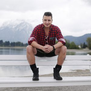 Neue Single: Andreas Gabalier tanzt für die bunte Liebe!