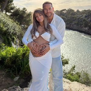 Diese Stars feiern Andrej Mangold & Annikas Schwangerschaft