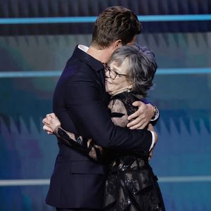 "Spiderman"-Reunion: Andrew Garfield und Sally Field vereint