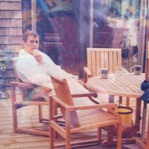 Neues Foto zeigt Ex-Prinz Andrew im Bademantel mit Epstein