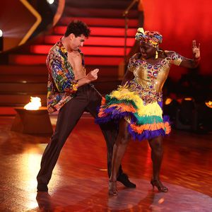 Auma tanzt mit Kopftuch: "Let's Dance"-Motsi kommen Tränen