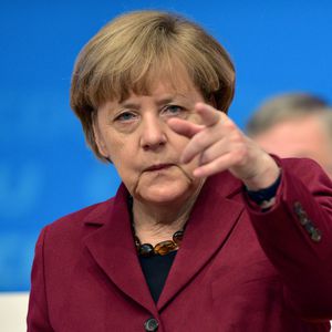 Ohne Blog: Angela Merkel für "Goldenen Blogger" nominiert!
