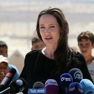 Anti-Trump: Angelina Jolie kritisiert Flüchtlingspolitik!