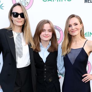 Angelina Jolie und Vivienne feiern Premiere mit Kristen Bell