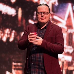 Warum wurde Angelo bei "Masked Singer" so schnell enttarnt?