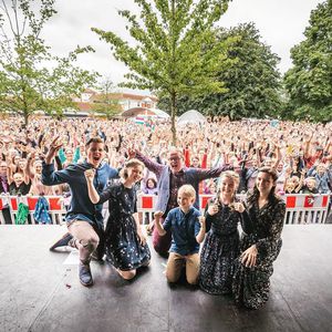 Wie früher: Angelo Kelly spielte spontanes Gratis-Konzert