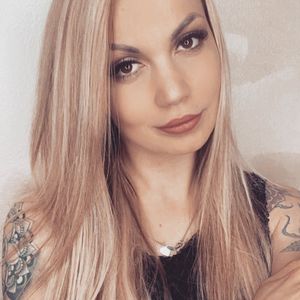 Schwangere Bachelor-Angie: Baby-Herztöne machen sie happy!