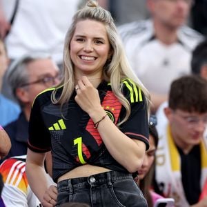 Anika Neuer legt wegen Sohnemann Luca eine Handballpause ein