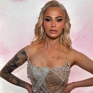 Hati Suarez' Angriff: Anita Latifi schlägt im Netz zurück