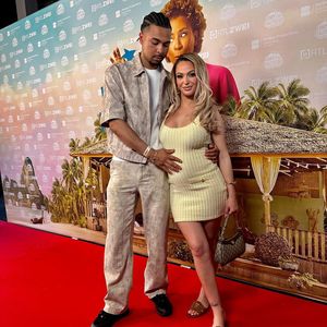Anita Latifi präsentiert erstmals Babybauch auf Red Carpet