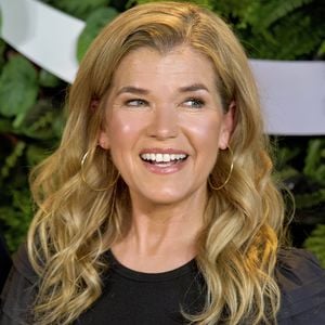 Schon als Teenie ein Star: So sah Anke Engelke früher aus