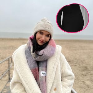 18. Woche: Anna Adamyan zeigt glücklich ihren Babybauch