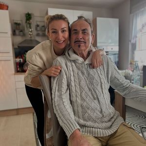 Anna-Carina Woitschacks Papa hat Krebstherapie überstanden