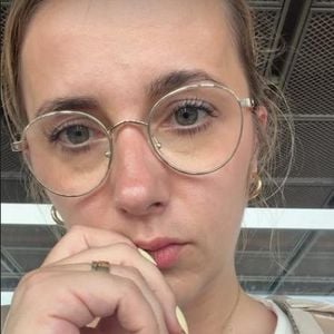 Reise abgebrochen: Anna Heisers Tochter ist im Krankenhaus