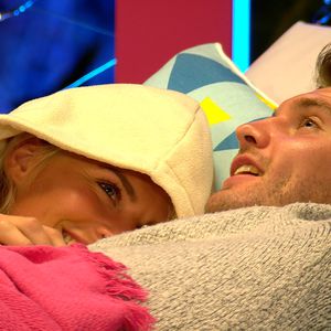 Kuschelzeit: Spannt "Love Island"-Anna Geraldine Marc aus?