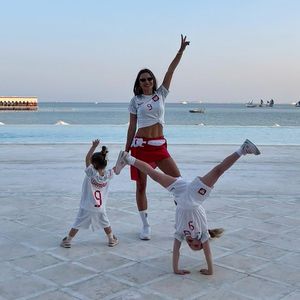 So süß feuerten Anna Lewandowska und Kids Robert bei WM an