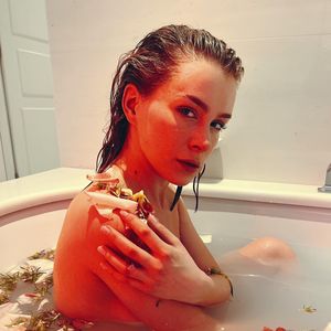 Heiße Badefotos von "365 Days"-Star Anna-Maria Sieklucka!