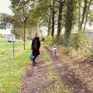 Stolzer Laubläufer: So groß ist Anna-Maria Zimmermanns Sohn!