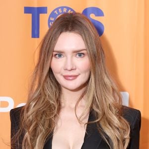 Hochstaplerin Anna Sorokin pimpt Fußfessel für Tanzshow auf