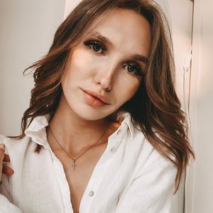 Ex-GNTM-Anna Wilken bekam wegen Endometriose Behindertengrad