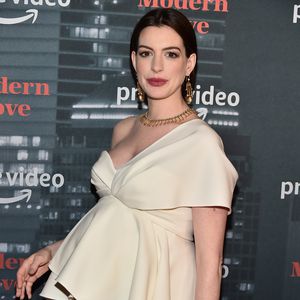 Endlich bekannt: Anne Hathaways Baby soll ein Junge sein!