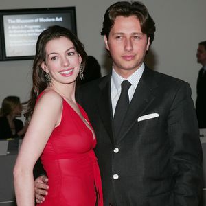 Nach Inhaftierung: Anne Hathaway ghostete ihren Ex-Freund