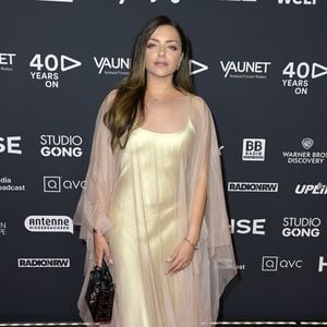 Bilder mit Baby: Anne Menden ärgert sich über Fake-News