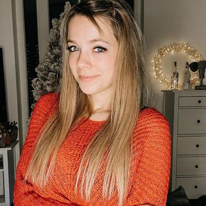 Echt jetzt? Anne Wünsche verkaufte ihre getragenen Socken!