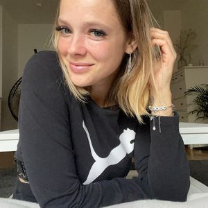 Wieder Zuhause! Anne Wünsches Töchter lernen Baby kennen