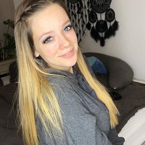 Anne Wünsche nach Geburt ehrlich: Sie ist total überfordert!