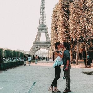 Romantisch: Anne Wünsche feiert ihren Geburtstag in Paris!