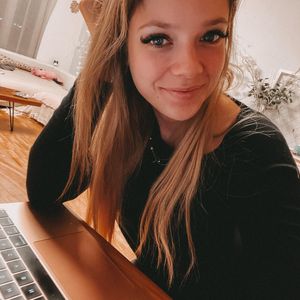 Wird Influencerin Anne Wünsche auf Dating-Apps erkannt?