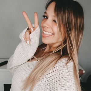 Anne Wünsche happy: Freund Karim liebt sie so, wie sie ist