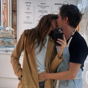 Nach Ehe-Aus: Matt Bellamy teilt Kussfoto mit Influencerin