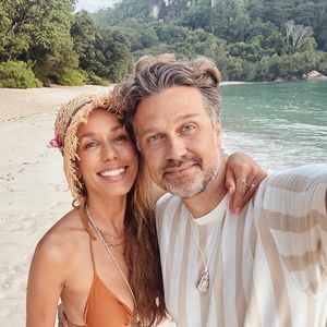 Annemarie Carpendale gab Wayne als Erstes ihre Kontonummer!