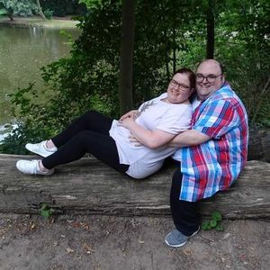 Traditionell: Ingo darf Annikas Brautkleid vorab nicht sehen
