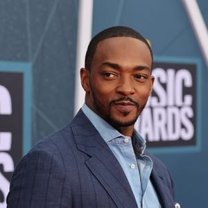 Wie Quentin Tarantino: Anthony Mackie kritisiert Marvel-Hype