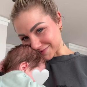 Antonia Elena macht mit Baby gerade schwierige Phase durch