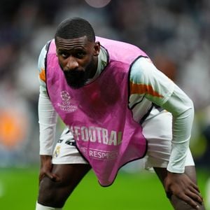 Nach WM-Aus: Antonio Rüdiger reagiert genervt auf Reporter