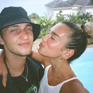 Dua Lipa möchte Liebesleben mit Anwar Hadid privat halten