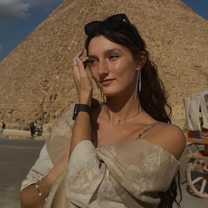 Wegen Schulden: Anya Elsner kommt zurück nach Deutschland