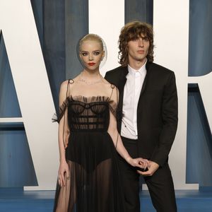 Anya Taylor-Joy und Malcolm genießen Date-Night in London!