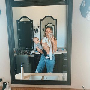 Ehrlicher Mama-Alltag: April Love Geary teilt lustiges Foto