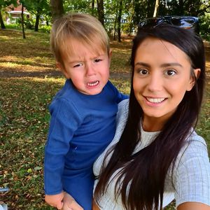 Tyla Carrs Sohn in Klinik: Er ist auf einem Auge fast blind
