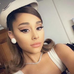 Freunde zweifeln: Hat sich Ariana Grande zu schnell verlobt?